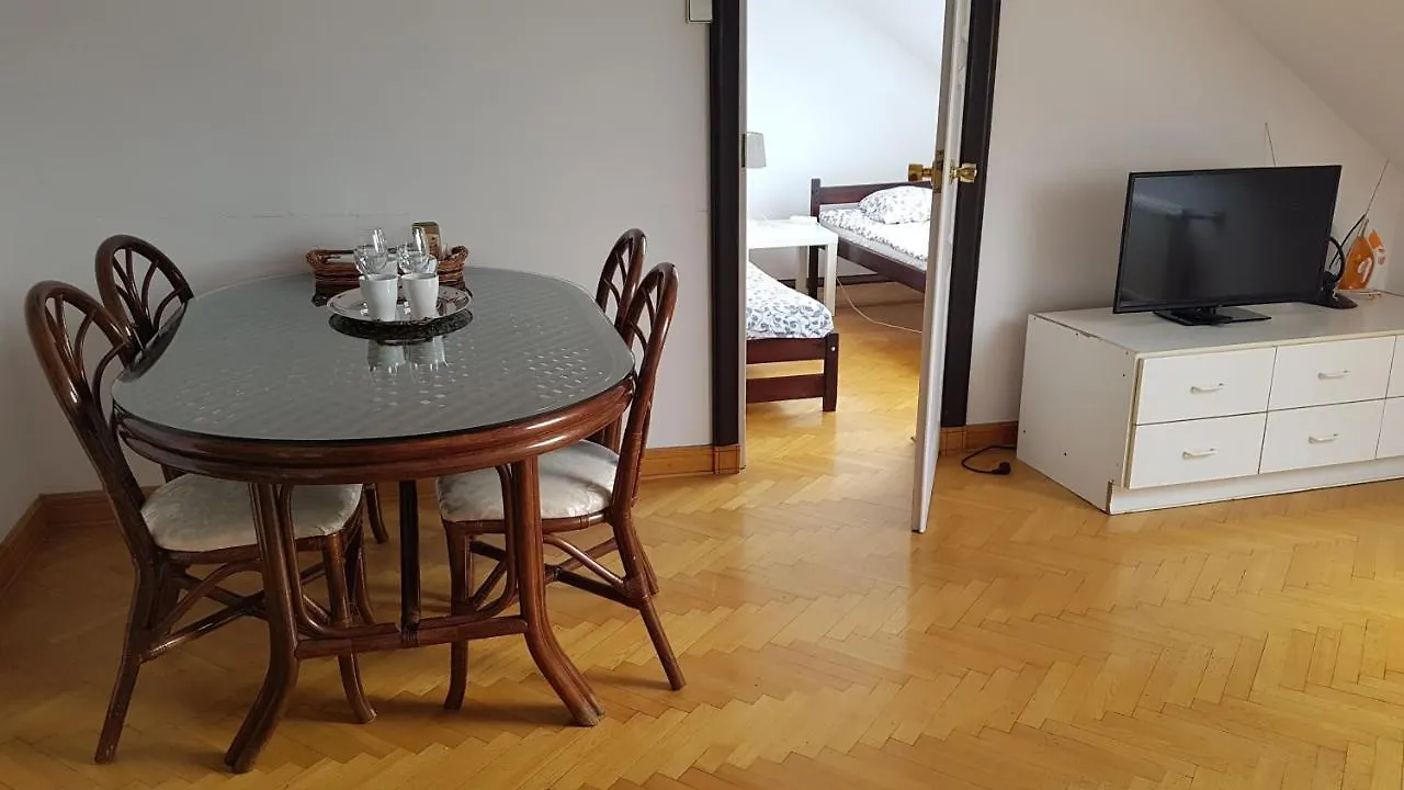 Green Wood Apartament Stara Ochota Warschau Polen