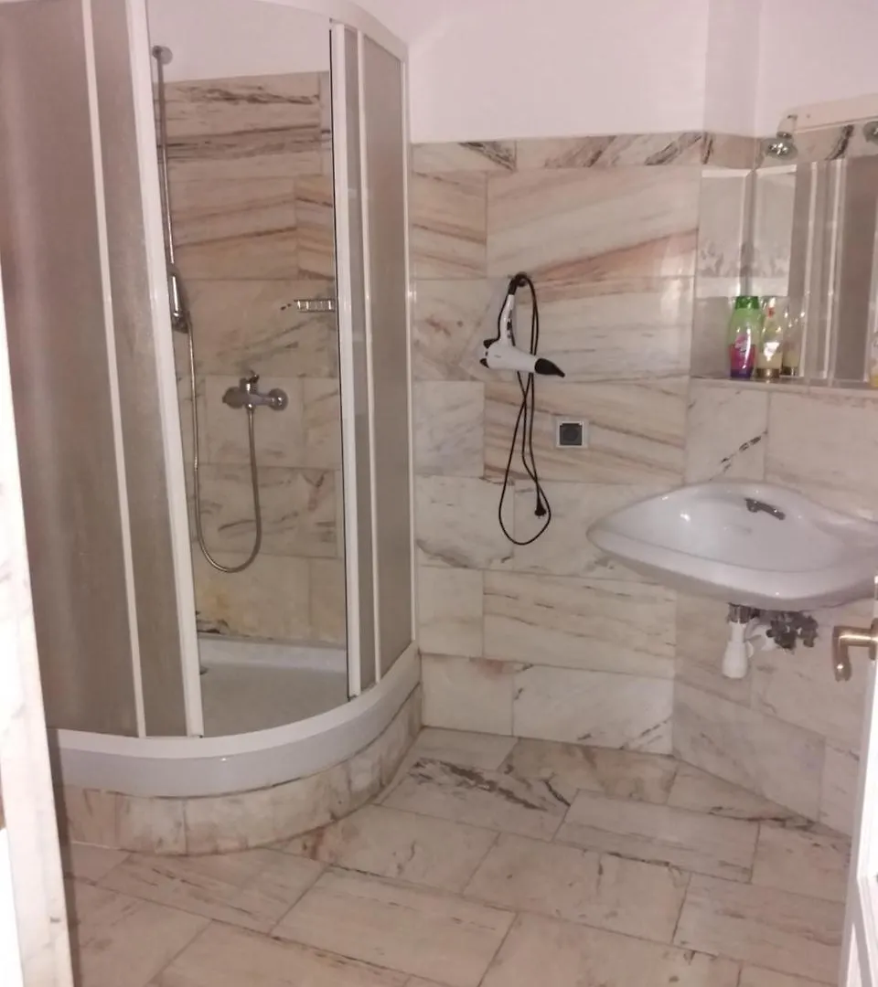 Green Wood Apartament Stara Ochota Warsaw Homestay