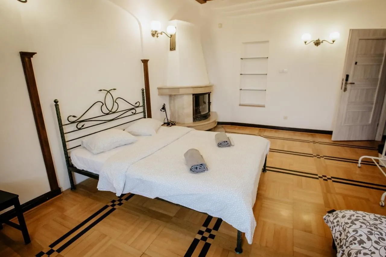 Homestay Green Wood Apartament Stara Ochota Warsaw Poland